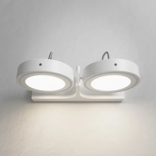Big A02 - Dobbelt. LED-vegglampe med vipp, matt hvit.