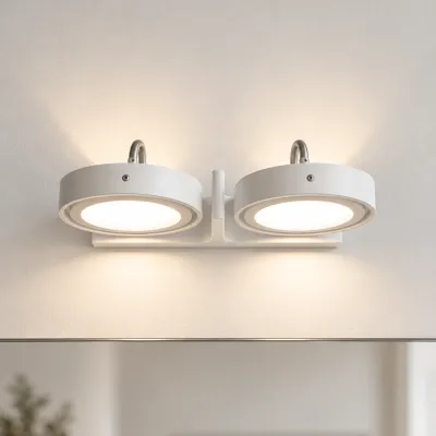 Big A02 - Dobbelt. LED-vegglampe med vipp, matt hvit.