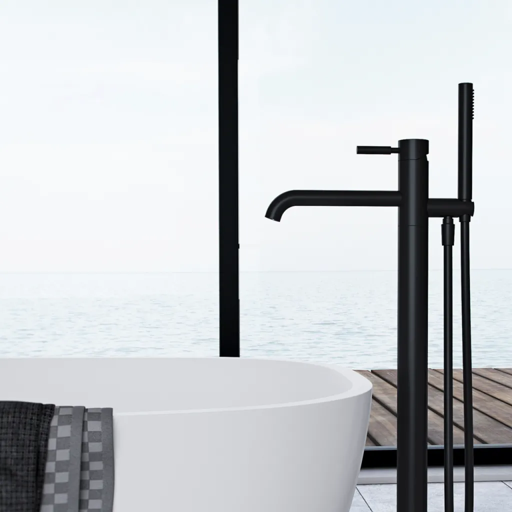 Semplice SQ2 - Frittstående badekararmatur, matt svart