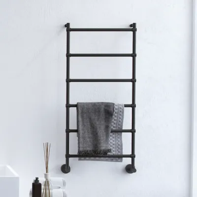 Vetro DeLuxe 442/6 - Vannbasert håndkletørker, matt svart