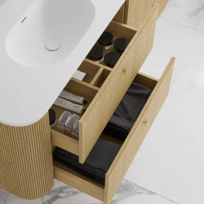 Noorwork 80 - Skap i lys naturlig eik, inkludert matt hvit Corian®-vaskeplate