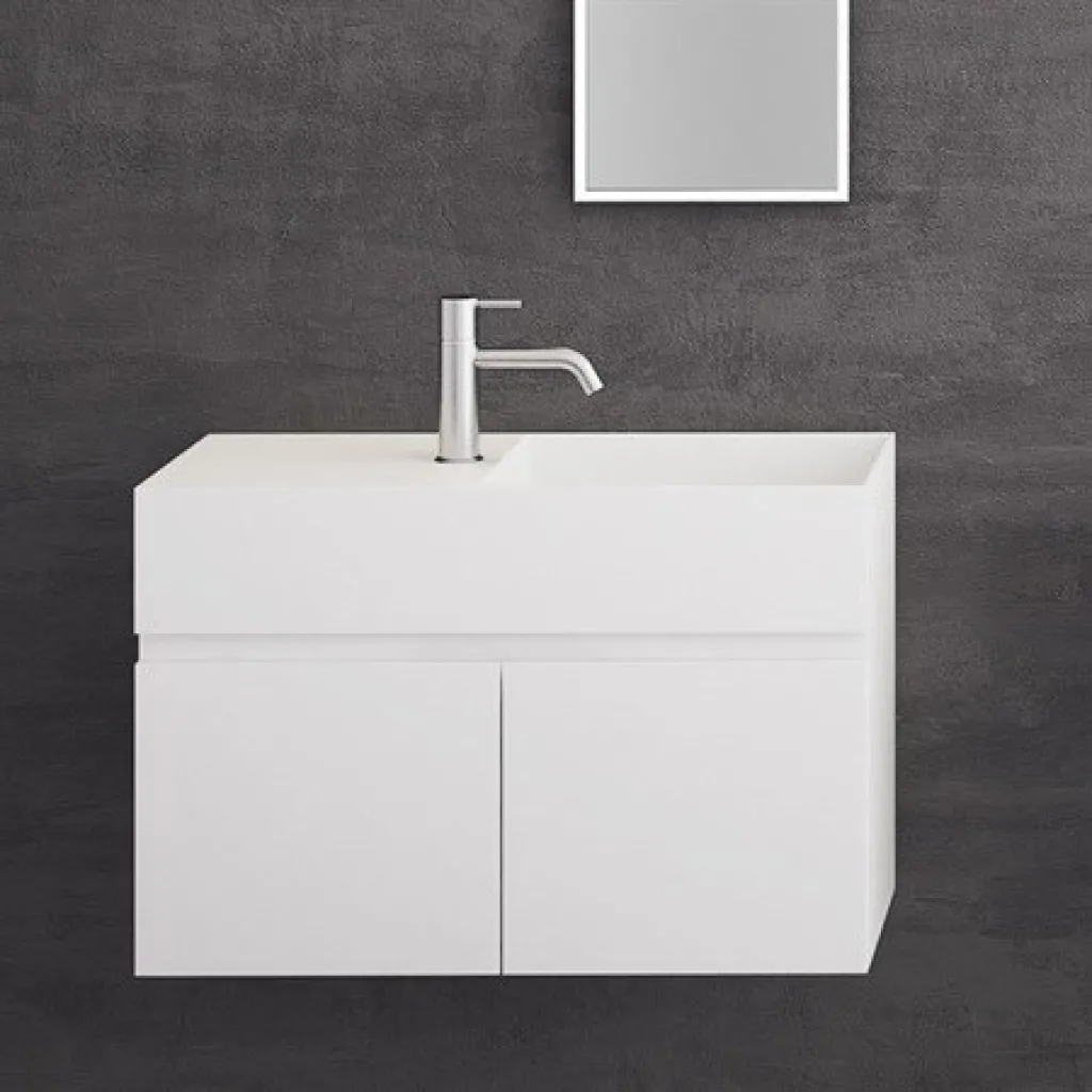 Compact 08R - 75x32 Matt Hvit SolidTec®