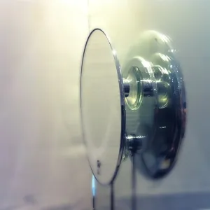 Magnifying spejl - med sugekopp, Ø117 mm