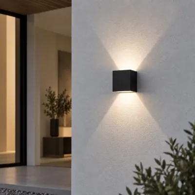 UP&DOWN - LED-vegglampe, 100x100, IP 54, svart