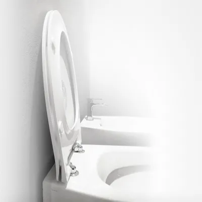 Spazio LFT006 - Toalettsete, blank svart